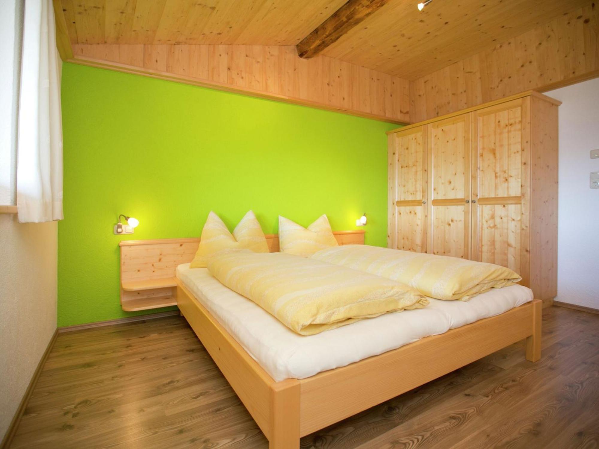 Chalet In Hopfgarten In Brixental With Hot Tub Hopfgarten im Brixental Exterior photo